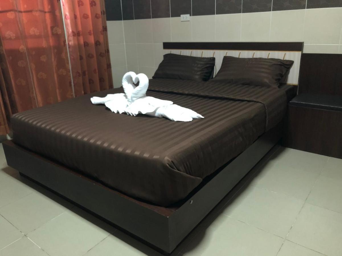 D5 Hotel สาขา มาบโป่ง Chonburi Exteriör bild